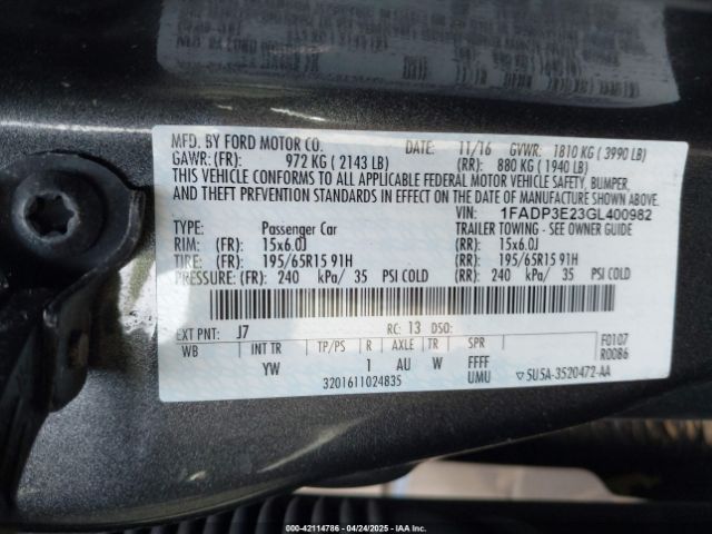 1FADP3E23GL400982 Ford FOCUS S