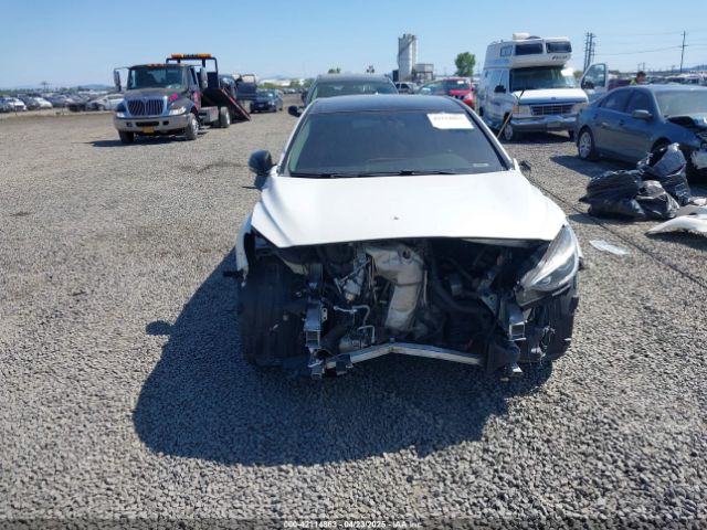 SJKCH5CPXJA043359 Infiniti Qx30 Sport