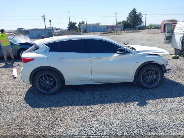 SJKCH5CPXJA043359 Infiniti Qx30 Sport