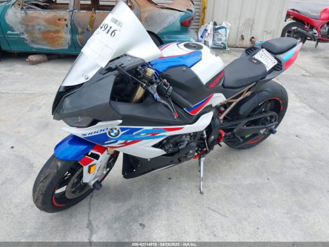2022 BMW S 1000 WB10E2307N6F81557 Photo 1