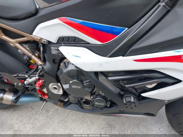 2022 BMW S 1000 WB10E2307N6F81557 Photo 7