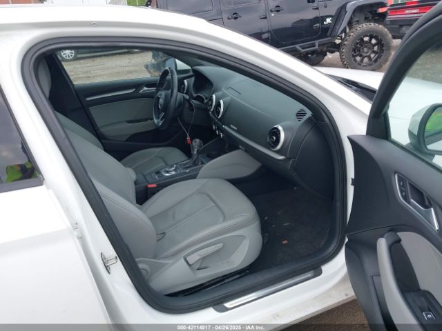 WAUB8GFF1H1031895 Audi A3 2.0t Premium