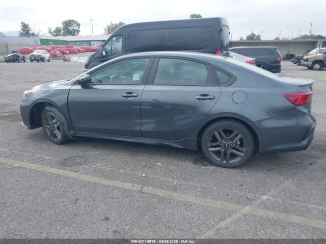 3KPF34AD2ME408748 KIA Forte Gt-line