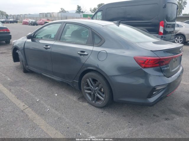 3KPF34AD2ME408748 KIA Forte Gt-line