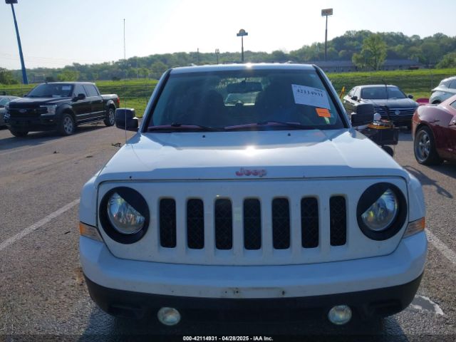1C4NJPBA2FD295718 Jeep Patriot Altitude Edition