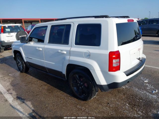 1C4NJPBA2FD295718 Jeep Patriot Altitude Edition