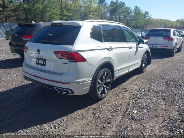 3VV4B7AX9NM176468 Volkswagen Tiguan 2.0t Sel R-line