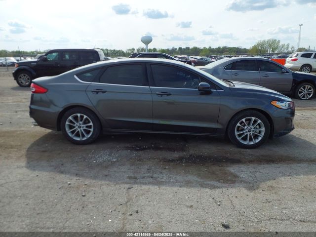 3FA6P0HD5LR144568 Ford FUSION SE