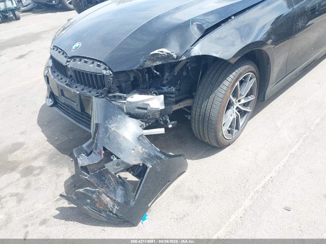3MW5R7J05N8C70113 BMW 330I