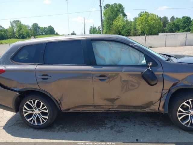 JA4AD2A39JZ071007 Mitsubishi Outlander Es