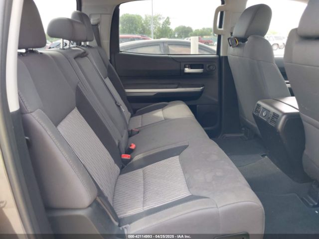 5TFEY5F12FX174891 Toyota Tundra Sr5 5.7l V8
