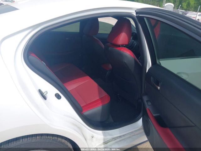 JTHD81F21N5048009 Lexus IS 300