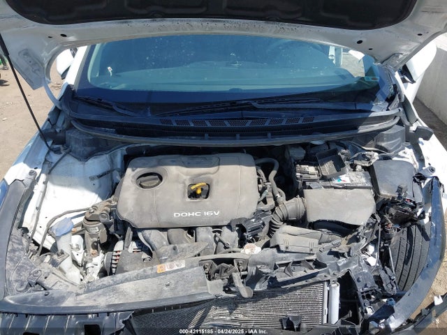KIA FORTE LX 2018 3KPFK4A70JE229472 Image 10