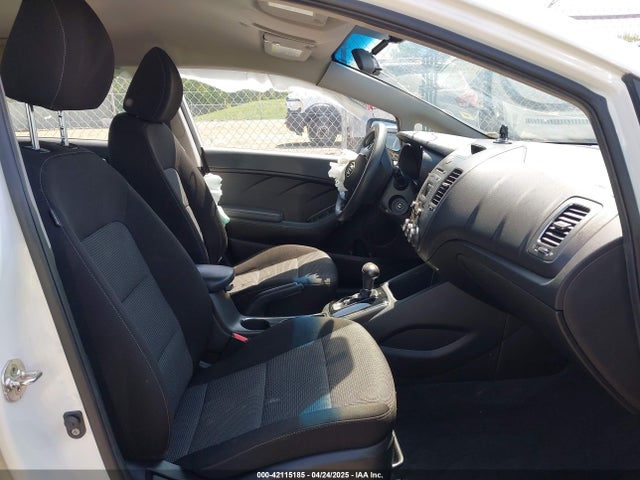 KIA FORTE LX 2018 3KPFK4A70JE229472 Image 5