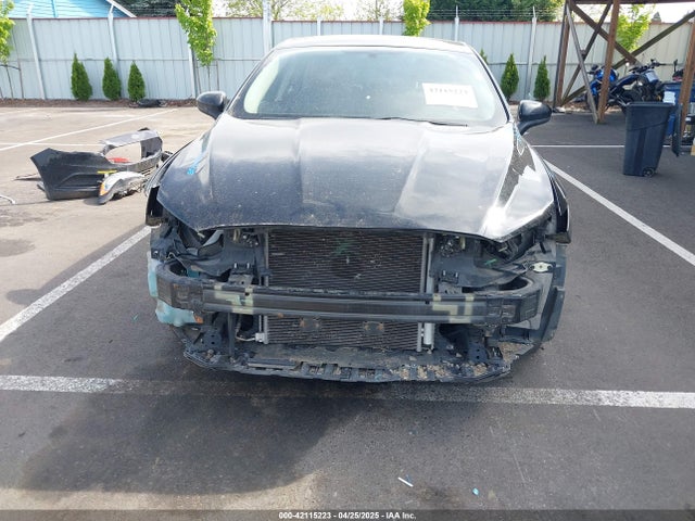 3FA6P0H7XHR214633 Ford 2017