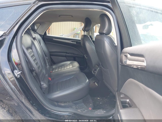 3FA6P0H7XHR214633 Ford 2017