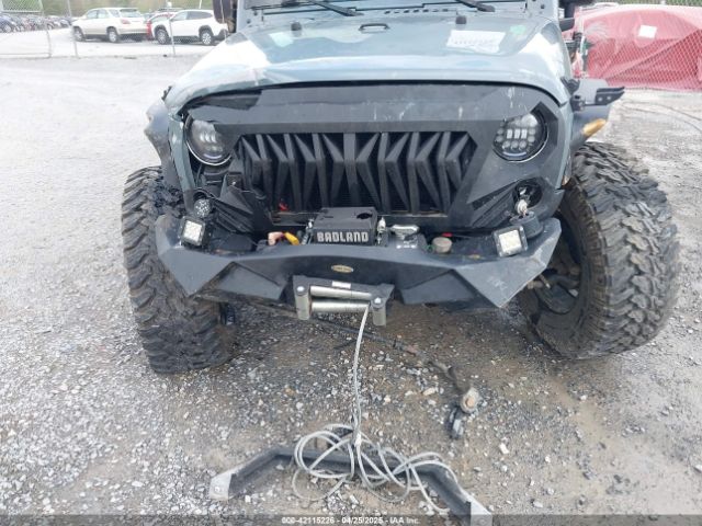 1C4BJWDG6FL542260 Jeep Wrangler Unlimited Sport