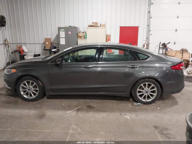3FA6P0HD6HR252690 Ford FUSION SE