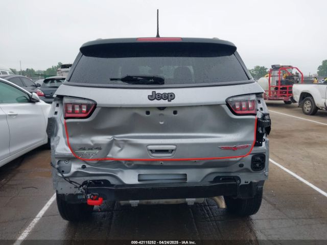 3C4NJDDB9KT721767 Jeep Compass Trailhawk 4x4