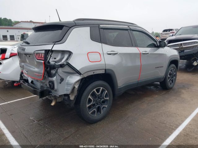 3C4NJDDB9KT721767 Jeep Compass Trailhawk 4x4