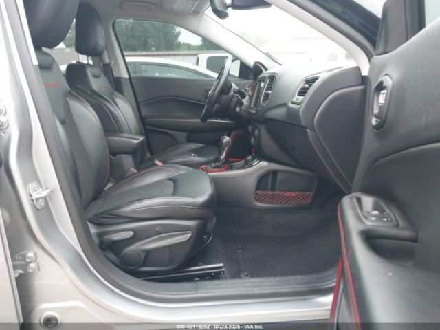 3C4NJDDB9KT721767 Jeep Compass Trailhawk 4x4