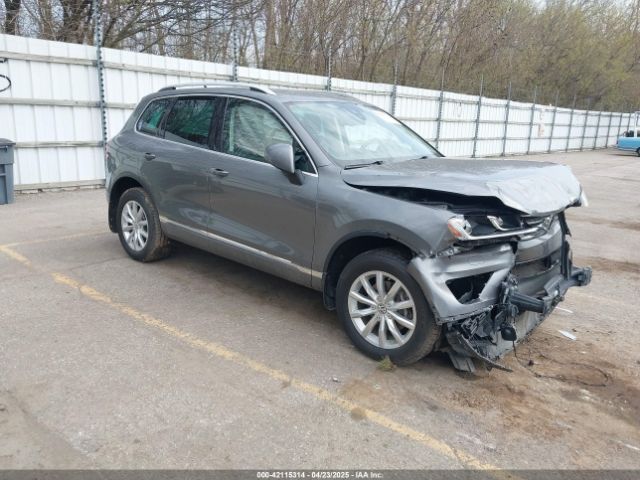 2016 VOLKSWAGEN TOUAREG WVGEF9BPXGD012206