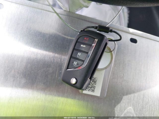5YFB4MDE7PP015928 Toyota COROLLA LE