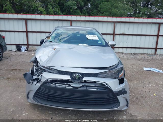5YFB4MDE7PP015928 Toyota COROLLA LE