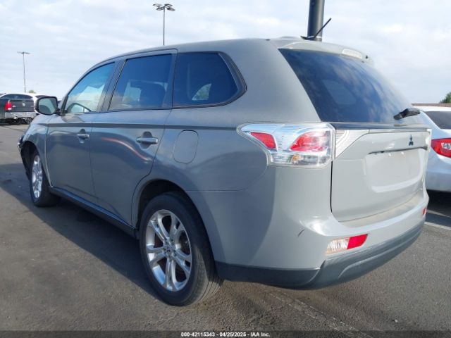 2014 MITSUBISHI OUTLANDER JA4AD3A37EZ011335 Photo 2