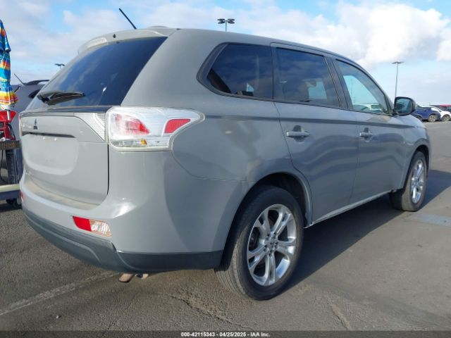 2014 MITSUBISHI OUTLANDER JA4AD3A37EZ011335 Photo 3