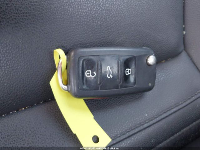 3VWJX7AT2EM633358 Volkswagen Beetle 2.5l