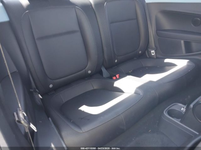 3VWJX7AT2EM633358 Volkswagen Beetle 2.5l