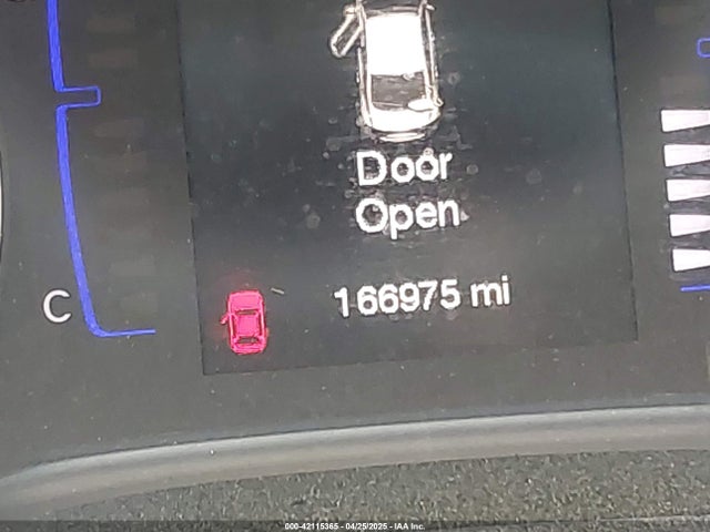 Chrysler 200 Limited 2015 1C3CCCAB5FN570775 Image 15