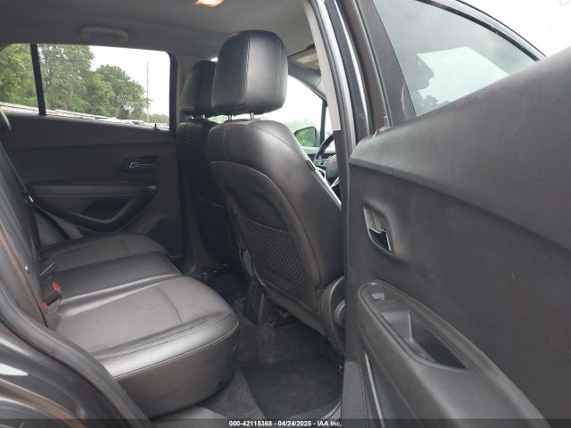KL7CJLSB6JB675672 Chevrolet Trax Lt