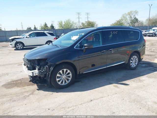2C4RC1BG6JR253880 Chrysler Pacifica Touring L