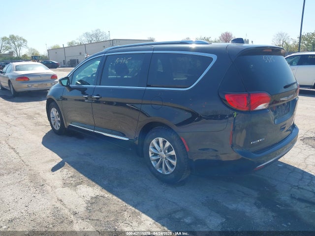 2C4RC1BG6JR253880 Chrysler Pacifica Touring L