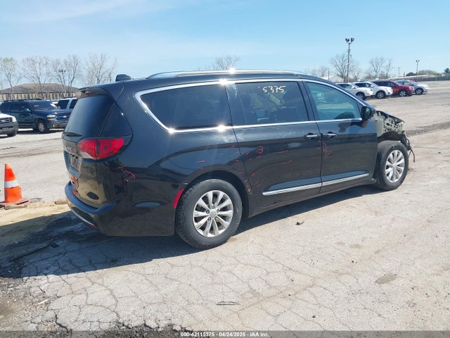 2C4RC1BG6JR253880 Chrysler Pacifica Touring L