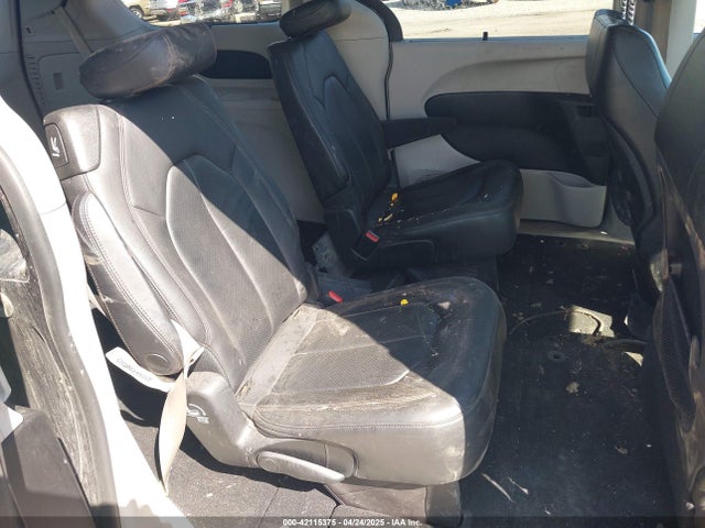 2C4RC1BG6JR253880 Chrysler Pacifica Touring L