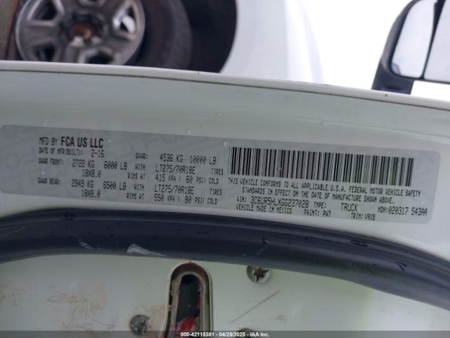 2016 RAM 2500 3C6UR5HLXGG237028 Photo 8