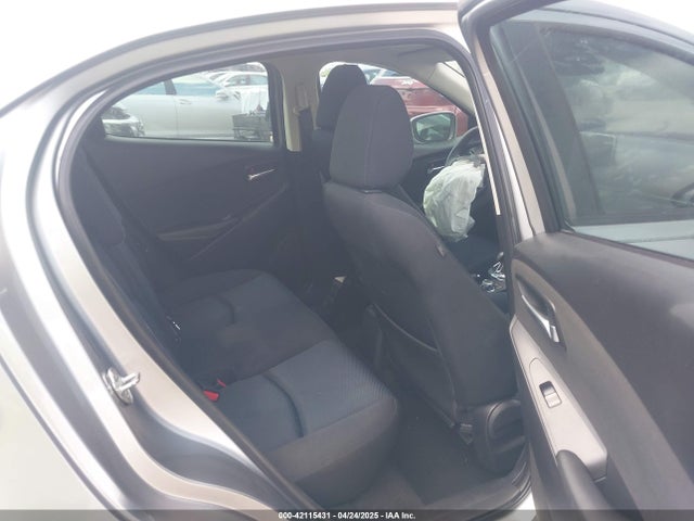 3MYDLBZV4GY133476 Scion IA