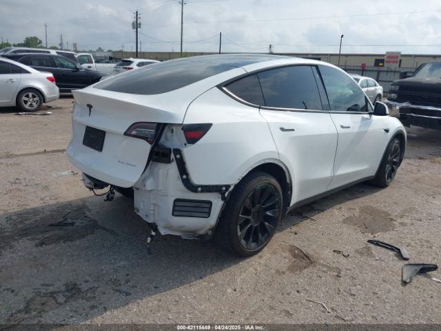 2020 TESLA MODEL Y 5YJYGDEEXLF008333 Photo 3