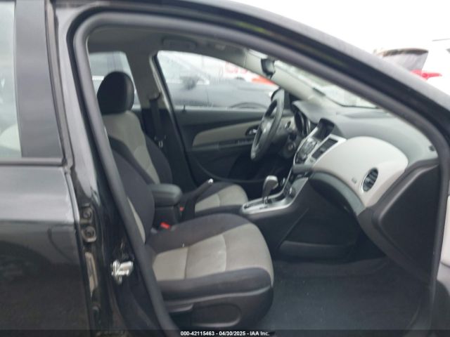1G1PA5SH2F7120533 Chevrolet Cruze Ls Auto