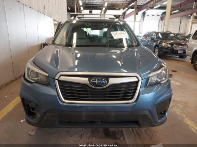 JF2SKAEC3KH590972 Subaru Forester Premium