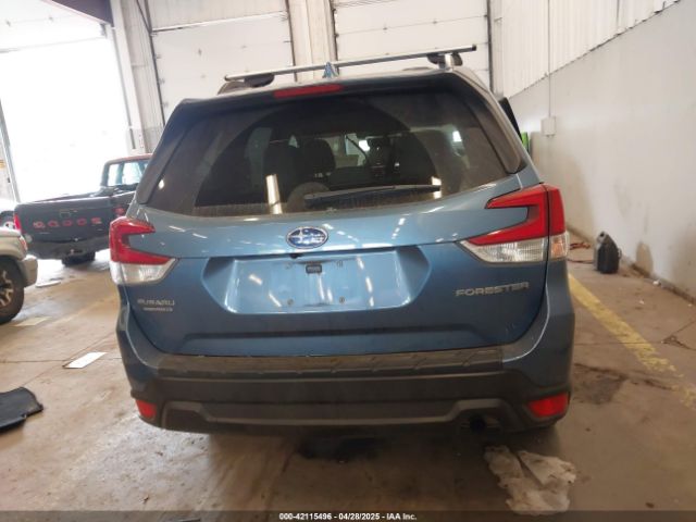 JF2SKAEC3KH590972 Subaru Forester Premium