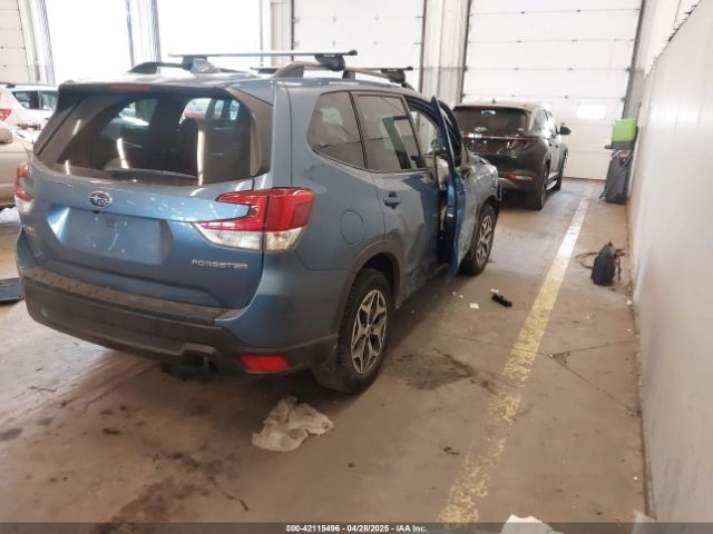 JF2SKAEC3KH590972 Subaru Forester Premium