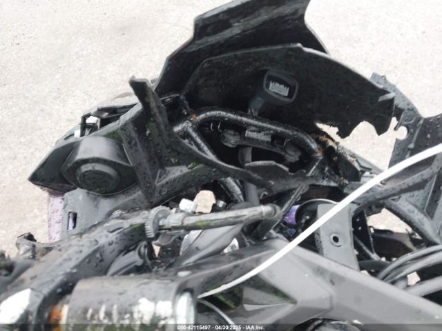 2024 KAWASAKI EX650 ML5EXEP10RDAC2110 Photo 6