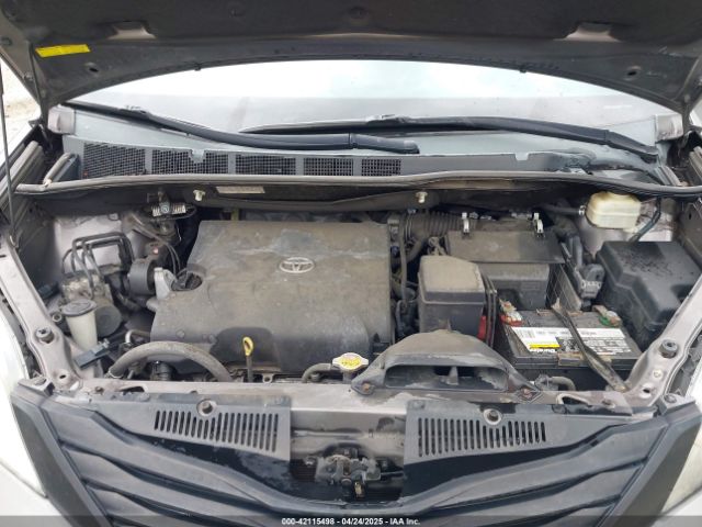 5TDZK3DC8FS678539 Toyota Sienna L 7 Passenger