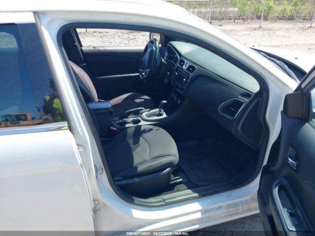 2014 CHRYSLER 200 1C3CCBBB9EN183489 Photo 4