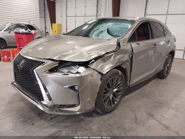 2T2BZMCA5HC111179 Lexus 2017