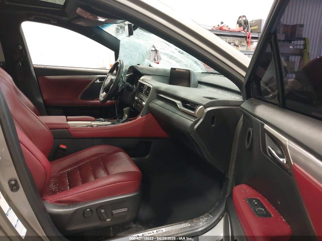 2T2BZMCA5HC111179 Lexus 2017
